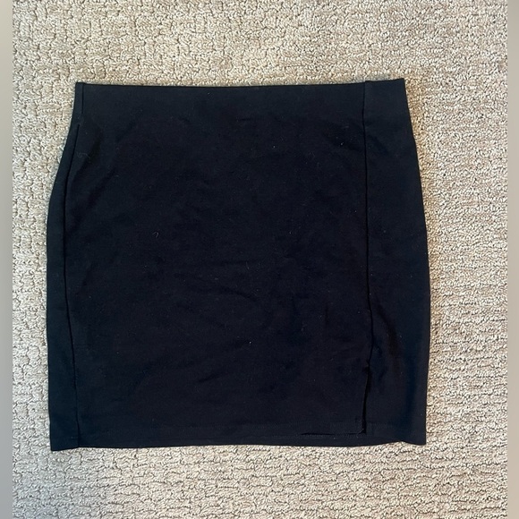 Fashion Nova + Forever 21 skirt bundle, size small - Picture 2 of 5